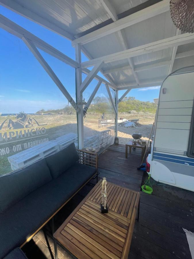 Sea Caravan/Camper On The Beach Kiten  Exterior foto